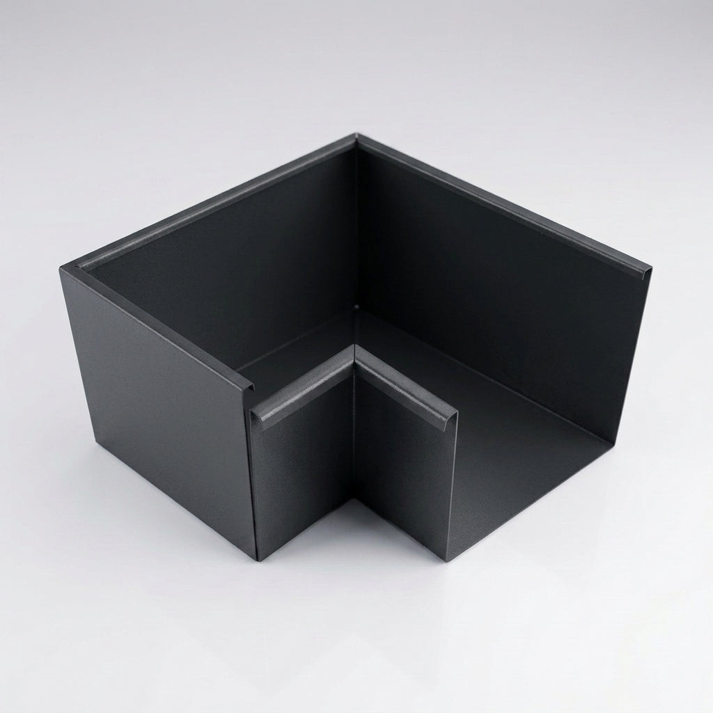 135° Aluminium Box Gutter Angle 135 x 100mm — RAL 7021