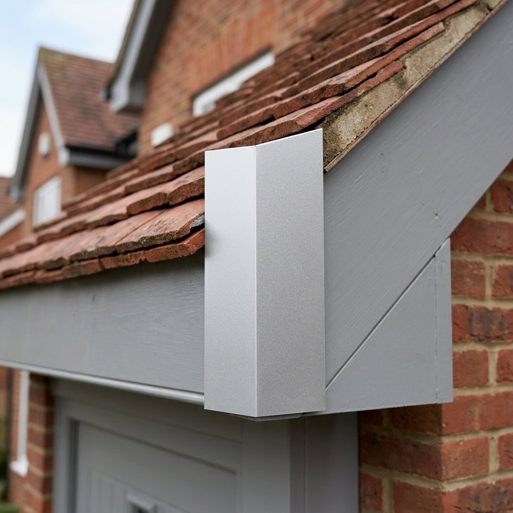 U Return Aluminium Fascia Angle Covers for Mitred Corners — RAL 9006 / 135 Deg External Angle (in use)