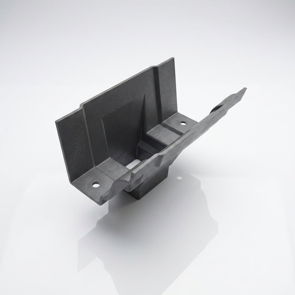 Moulded Ogee Gutter Outlet 72×72mm – 125×100mm Connection (view 2)