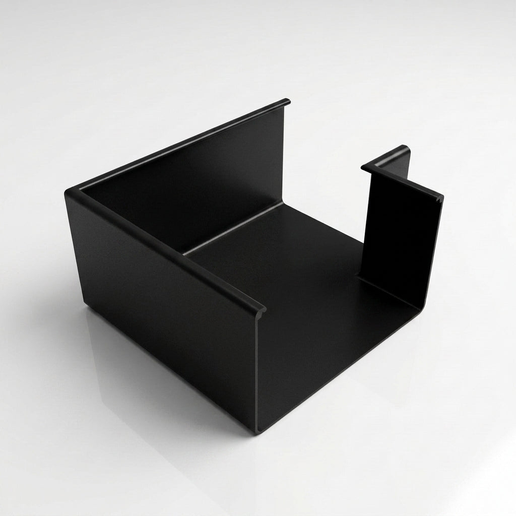 90° Aluminium Box Gutter Angle 135 x 100mm — RAL 9005