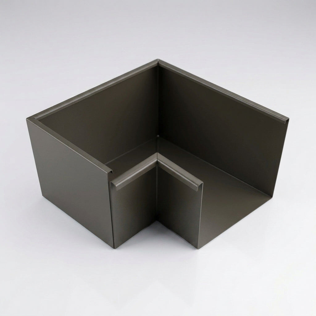 135° Aluminium Box Gutter Angle 135 x 100mm — RAL 7022